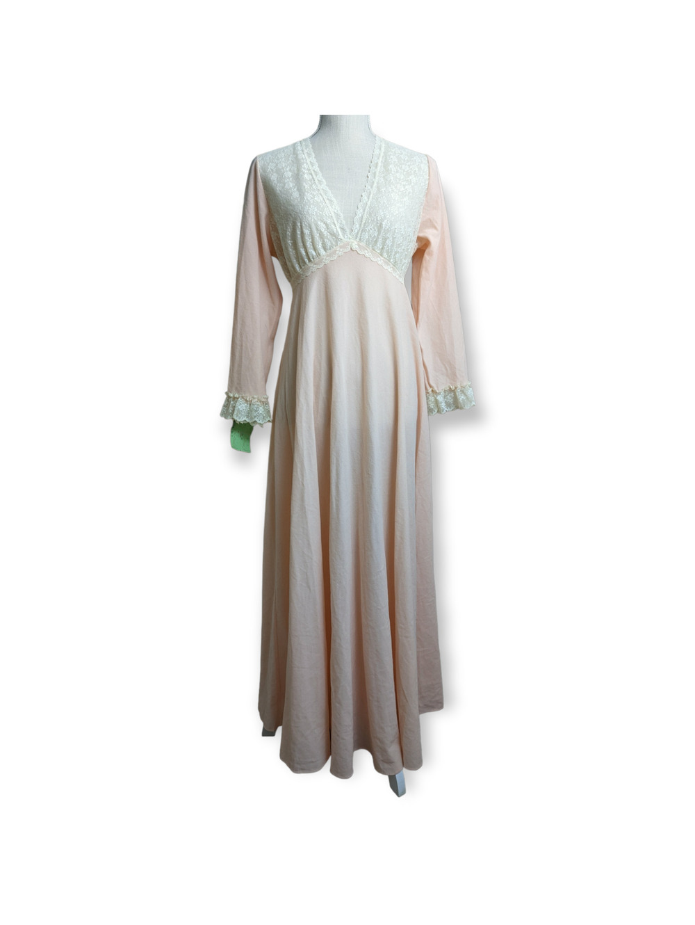 1970s Soft Pink Saramae Lingerie Nightgown with Long Sleeves, Lace Cuffs